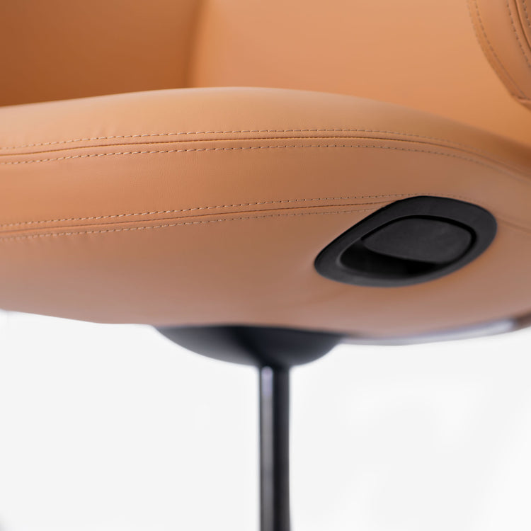 Desky Arco Office Chair