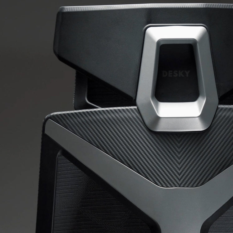 Desky Vanguard Gaming Chair