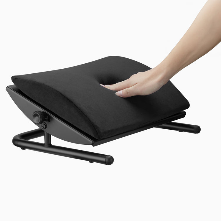 Desky cushioned foot rest