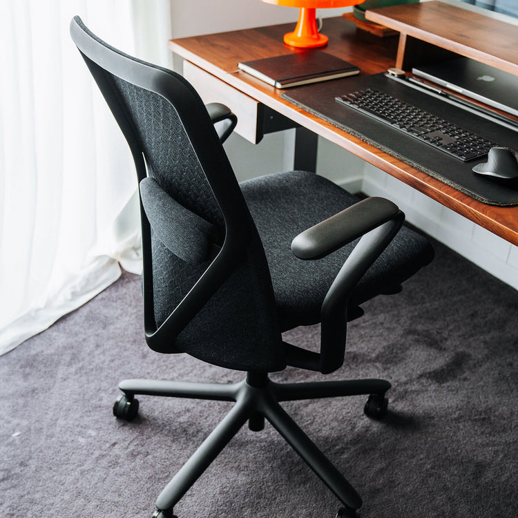 Desky Freya Ergonomic Mesh Chair