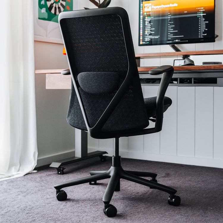 Desky Freya Ergonomic Mesh Chair