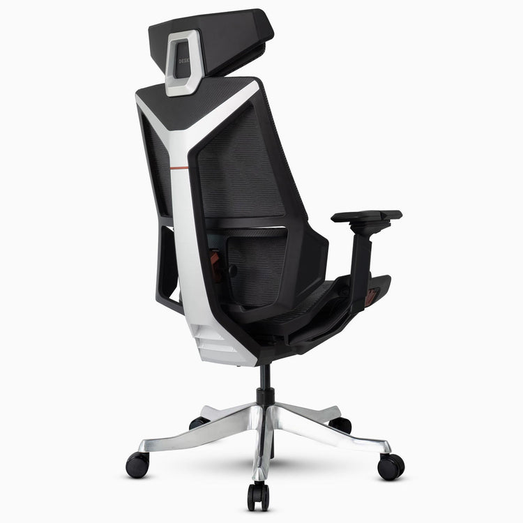 Desky Vanguard Gaming Chair